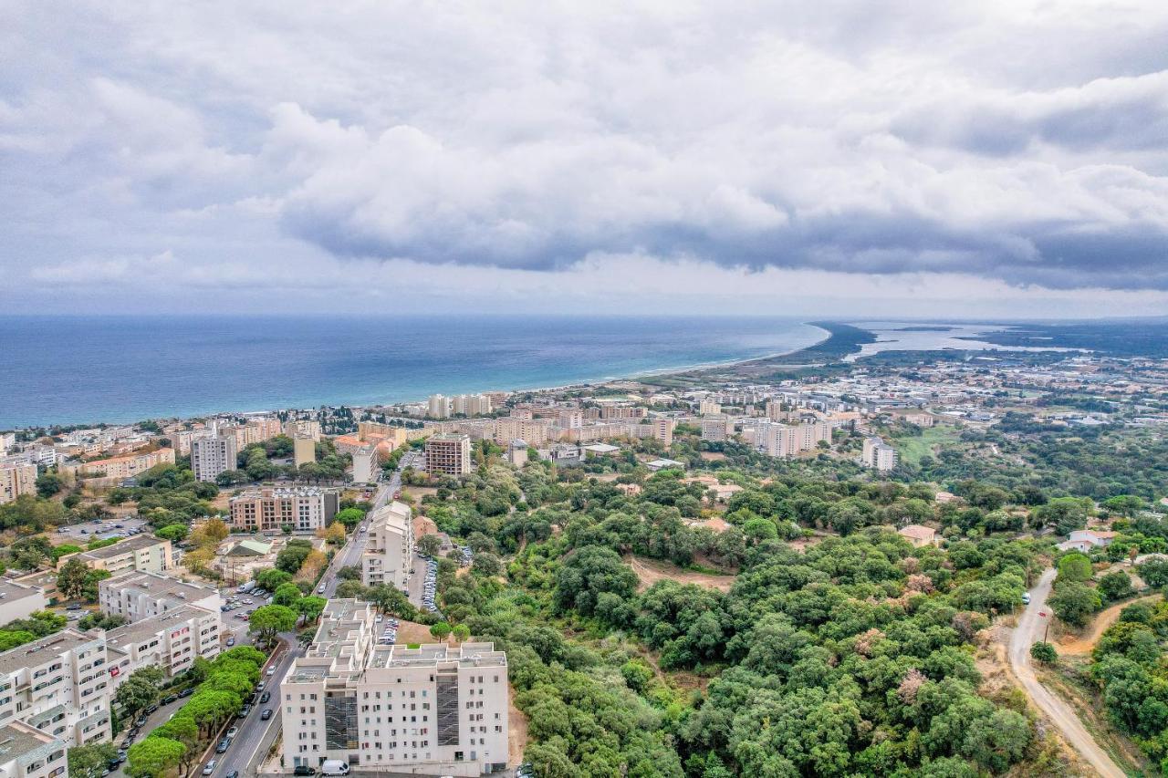 Appartement cosy et spacieux avec jardin et parking Bastia  Extérieur photo